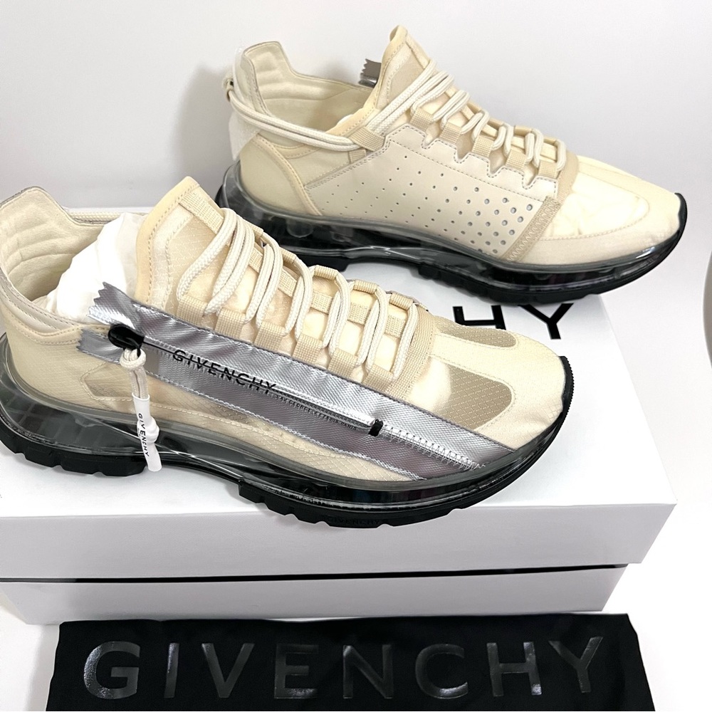 Givenchy Spectre Low Off White women’s Sneakers EU Sz 38.5 US 8 Authentic